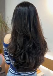 -虫二·专注健康烫染沙龙