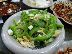 苦瓜炒鸡-晏老九豆花饭家常菜(上海城店)