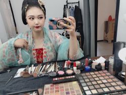 点击看大图 -美云庭古装·格格服汉服·京城旅拍(北京店)