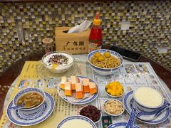 -广信牛奶甜品世家(台东店)