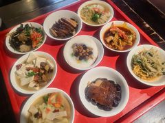 -蓝田九大碗民俗食府(蓝田店)