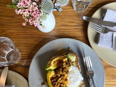 牛油果吐司-BOR Eatery(安福路店)