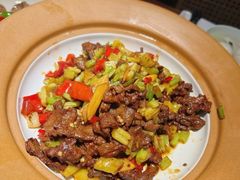 -魏铭鱼头捞饭(晋阳路店)