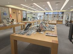 -Eziwish眼镜·蔡司授权店