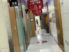 -雅悦齿科(顾村公园店)