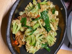 -关东小磨东北菜(上海长风大悦城店)