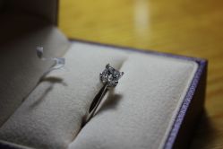 1克拉公主方-威德钻石-克拉钻大本营(南京东路店)