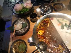 台式麻辣锅-湊湊火锅·茶憩(杭州湖滨银泰in77店)