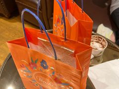 -VENCHI 闻绮(上海佛罗伦萨小镇店)
