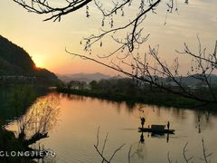 -婺源月亮湾