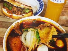 -老字号杨坡红油米线腊汁肉夹馍(东四道巷店)