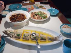 -荷塘秋月·本帮江浙菜(国权路店)