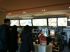 -麦当劳(卫星广场店)