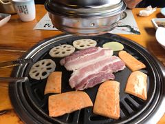 -唯成•韩国炭火烤肉 유성고기