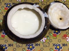 -志龙皇冠吃货椰子铺