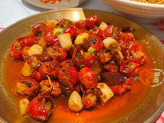 -肥肥虾庄·金牌油焖大虾(汉口城市广场店)