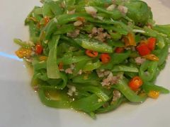 -聚鑫朋酸菜肥肠(文艺路口店)
