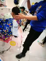 -Oh my head儿童理发(绿地·新田360店)