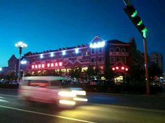 -天山神秘大峡谷