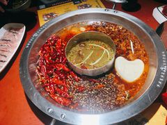 -谭鸭血老火锅(龙湖宝山天街店)