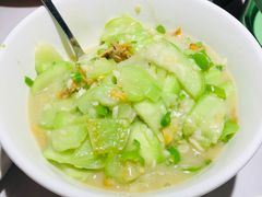 丝瓜焖蚌壳肉-费大厨辣椒炒肉(黄兴中心广场店)