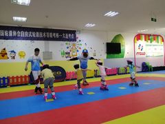 -米高轮滑·自由式轮滑·速桩·滑板(锦辉店)