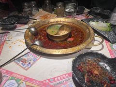 -哥老官重庆美蛙鱼头(西湖银泰十一哥店)