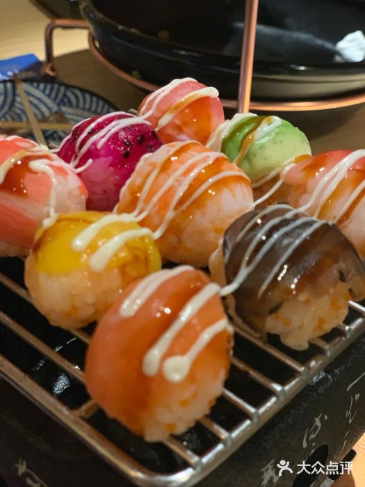 舞漁日料美人胶原锅(陆家嘴中心店)火炙霹雳球（9颗）图片