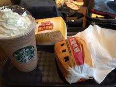 -星巴克(西藏路店)