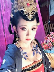 -九月鹰飞汉服摄影工作室
