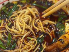 -叶伟胡辣壳面(两路口店)