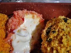 网红草莓肉松小贝-糕材生•糕点•生日蛋糕(兴华街店)