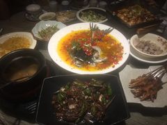 -饭桌故事·血鸭湘(荣宝华店)
