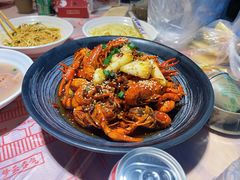 -肥肥虾庄·金牌油焖大虾(汉街SKP店)