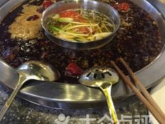 -正渝70年代老火锅(汽博店)