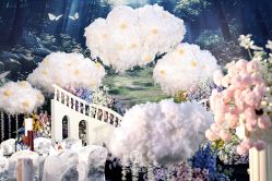 -花轿喜屋婚礼策划