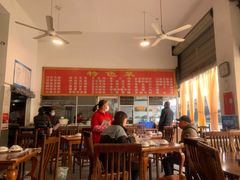 大堂-天回镇何氏豆腐(总店)
