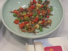 -围龙屋客家食府(福田店)