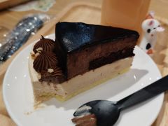 -藏猫猫咖啡主题馆(中央大道店)