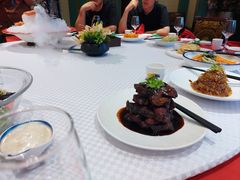 -王朝大酒店徐汇店-地面停车场