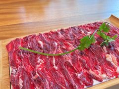 -茅草房·河畔园林火锅