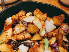 -云海肴·汽锅鸡·云南菜(天山百盛优客店)