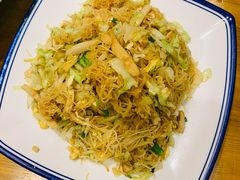 海鲜炒粉干-丁记盐蘸牛肉·新杭菜(河东路店)