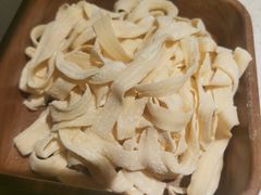 -牛村来人潮汕牛肉火锅(西单店)