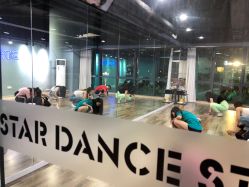 -STAR舞蹈工作室