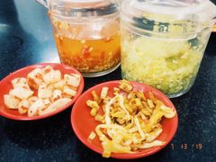 -丫丫桂林米粉(学府店)