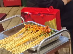 -钢管厂五区小郡肝串串香(蜀都万达店)