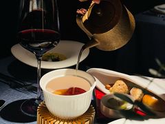 -弦月窗LUNETTE BY AMANDA(复兴路店)