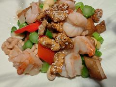 坚果菜虾球-新兴·金羊座·粤菜点心(乐峰店)