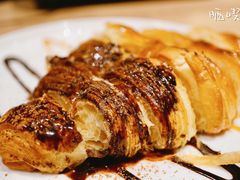 焦糖牛角包-GOTLOT COFFEE&KITCHEN角落厨房NOOK店